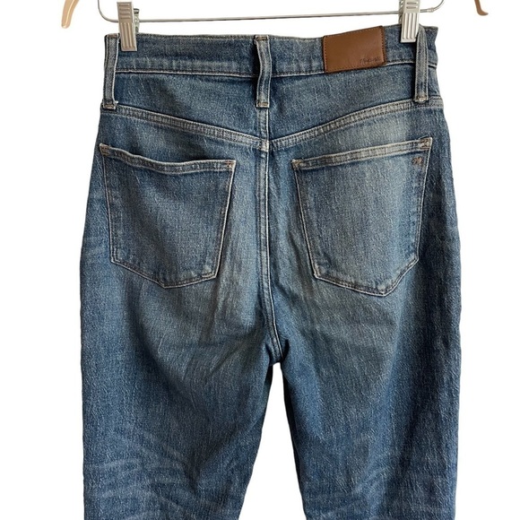 Madewell Tall Classic Straight Jeans in Coldbrook Wash, Size 26T - Picture 9 of 12